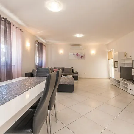 Appartamento M&a Biograd Na Moru